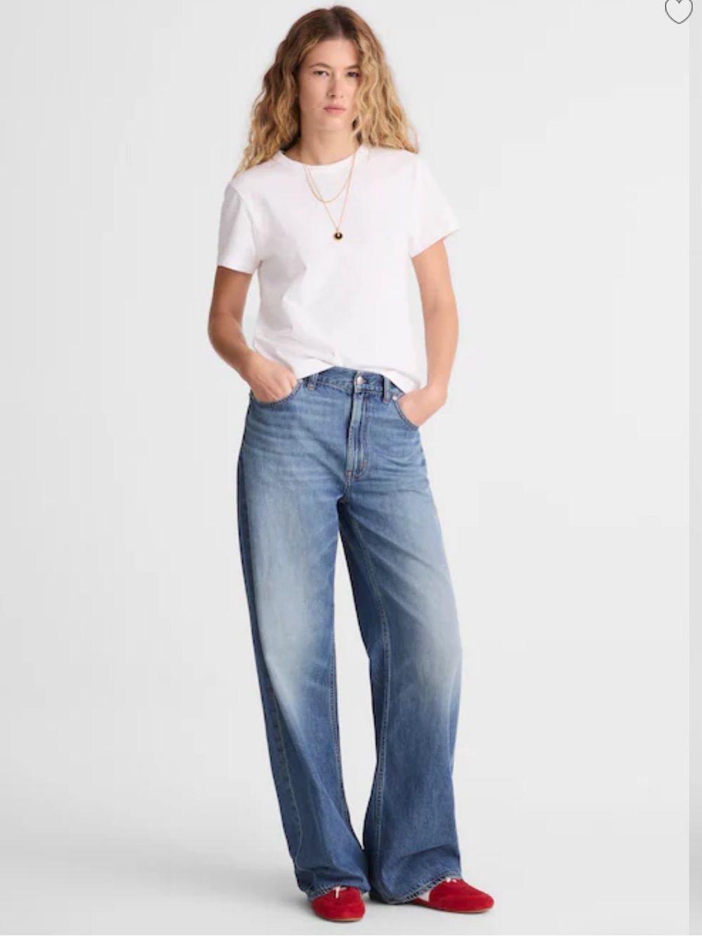Madewell Low-Slung Baggy Jeans in Airy Denim - Pickett WashAiry